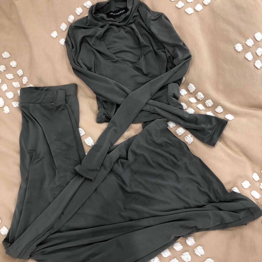 Naked wardrobe two piece set